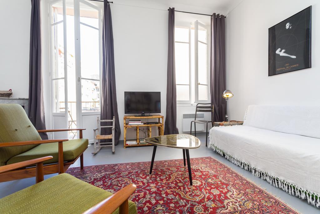 Appartement Le Fighiera ニース 部屋 写真