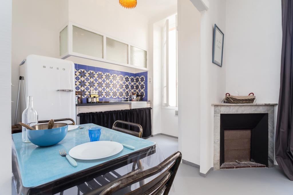 Appartement Le Fighiera ニース 部屋 写真