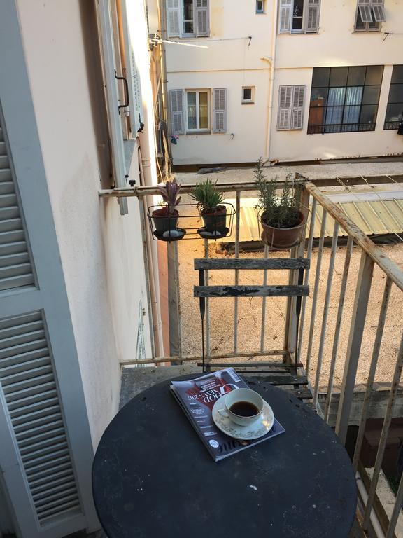 Appartement Le Fighiera ニース エクステリア 写真